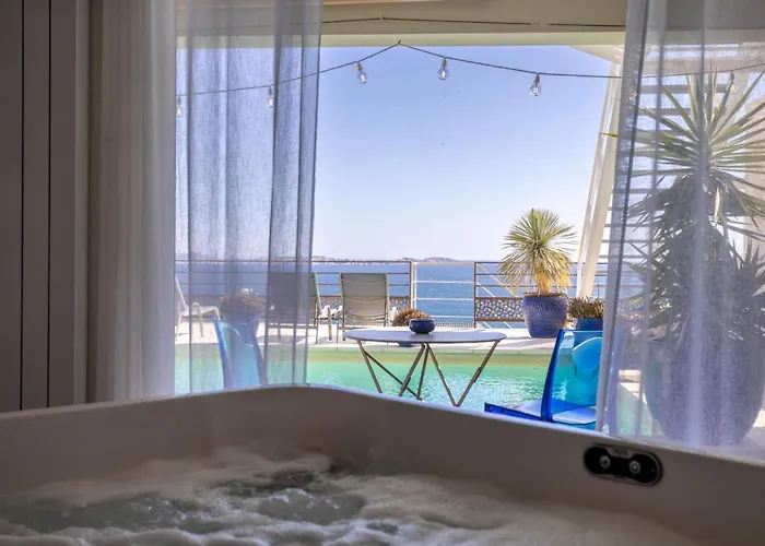 Les Suites Love 1 Spa Vue Mer Piscine